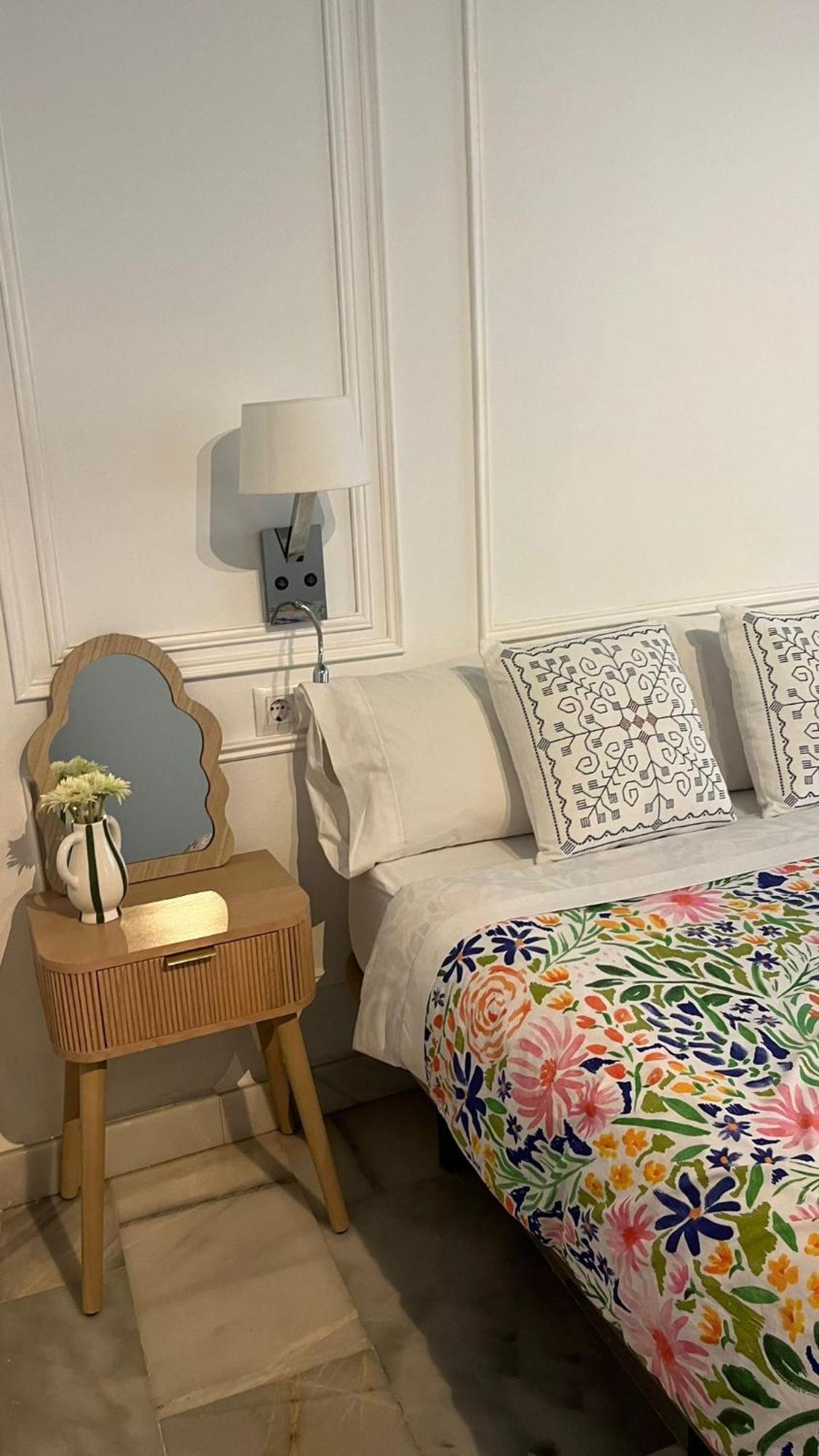 Apartamento En Casco Antiguo - Plaza De La Gavidia Sevilla Exteriér fotografie